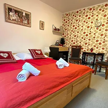 Petra Bed&breakfast Velky Slavkov