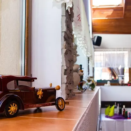 Nocľah s raňajkami Petra Bed&breakfast 2*